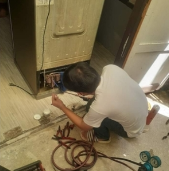 Dịch Vụ Sửa Tủ Đông Công Nghiệp Tại Quận TPHCM Hỗ Trợ Khẩn Cấp Cho Doanh Nghiệp
